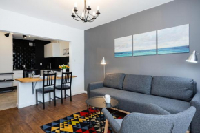 First Central Apartments by Noclegi Renters